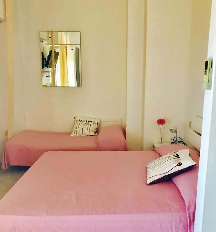 Affittacamere Eden Beach By Mario Hotel Follonica Italia